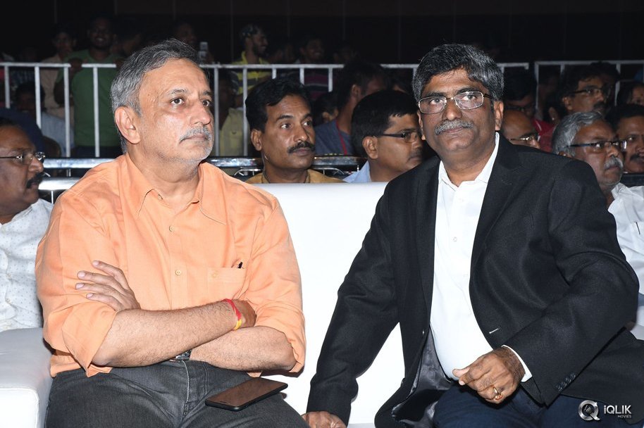 Shamanthakamani-Movie-Pre-Release-Function